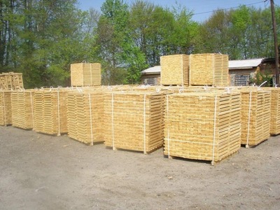 Ukraina.Sklejki,plyty stolarskie,materialy drewnopochodne od producenta.Tanio