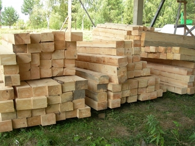  Ukraina. Produkcja tartaczna. Podklady kolejowe 250 zl/m3, nasycone 290 zl/m3. Ekologiczne z drewna iglastego i lisciastego