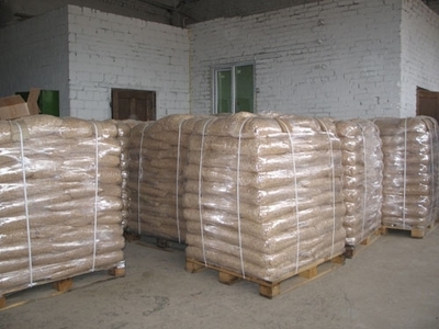 Pellets, wood briquettes, sunflower, straw, dried, bran, oil, coal, peat. From 200 PLN / ton. We offer permanent sale